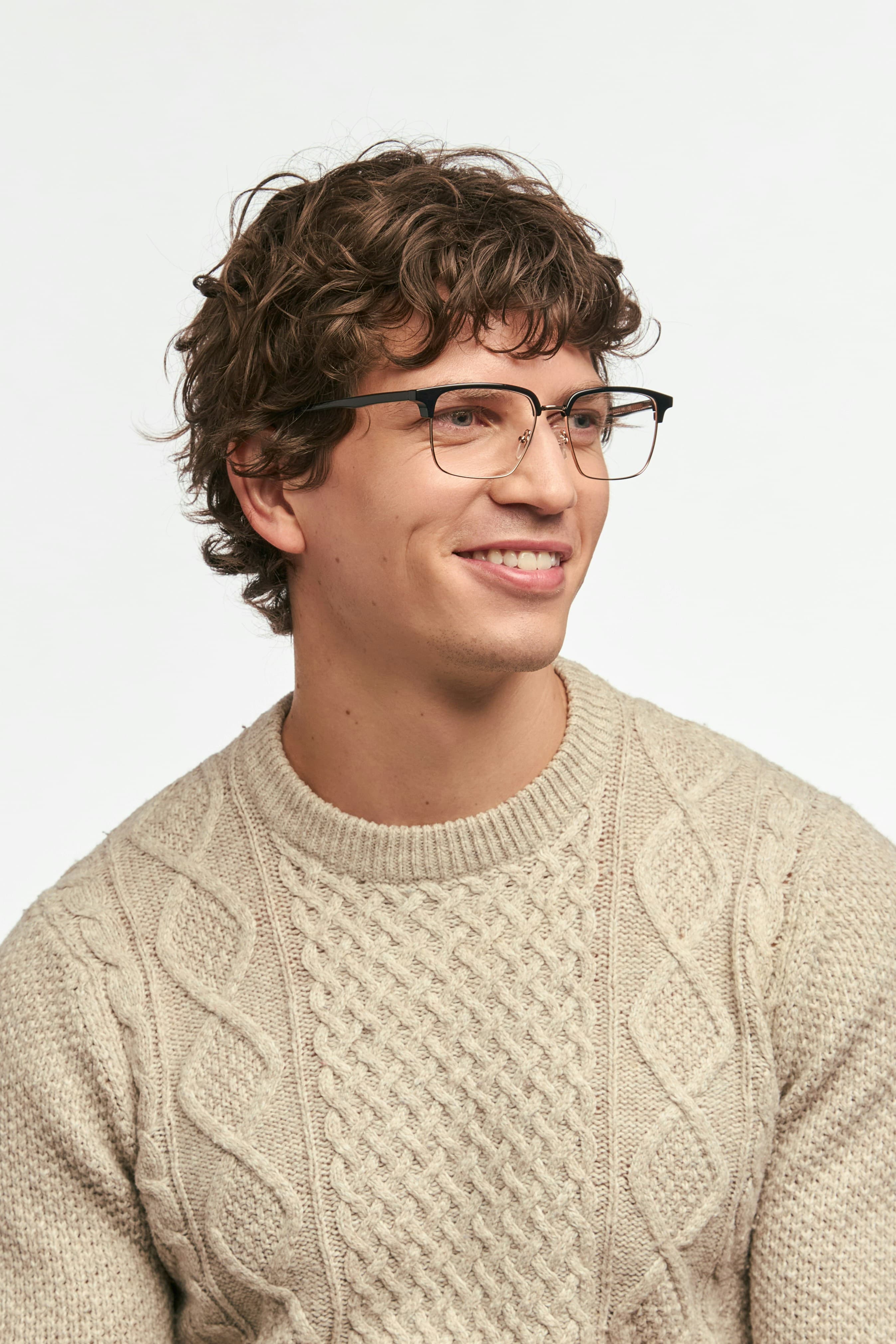 Cashmere Pullover hover